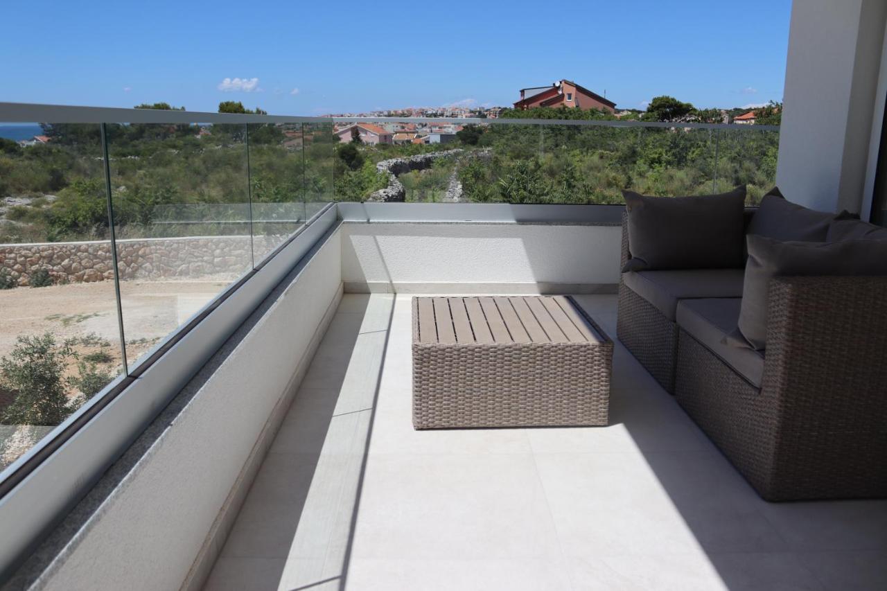 Villa Cala, Hotel Rooms&Apartments Новаля Екстериор снимка