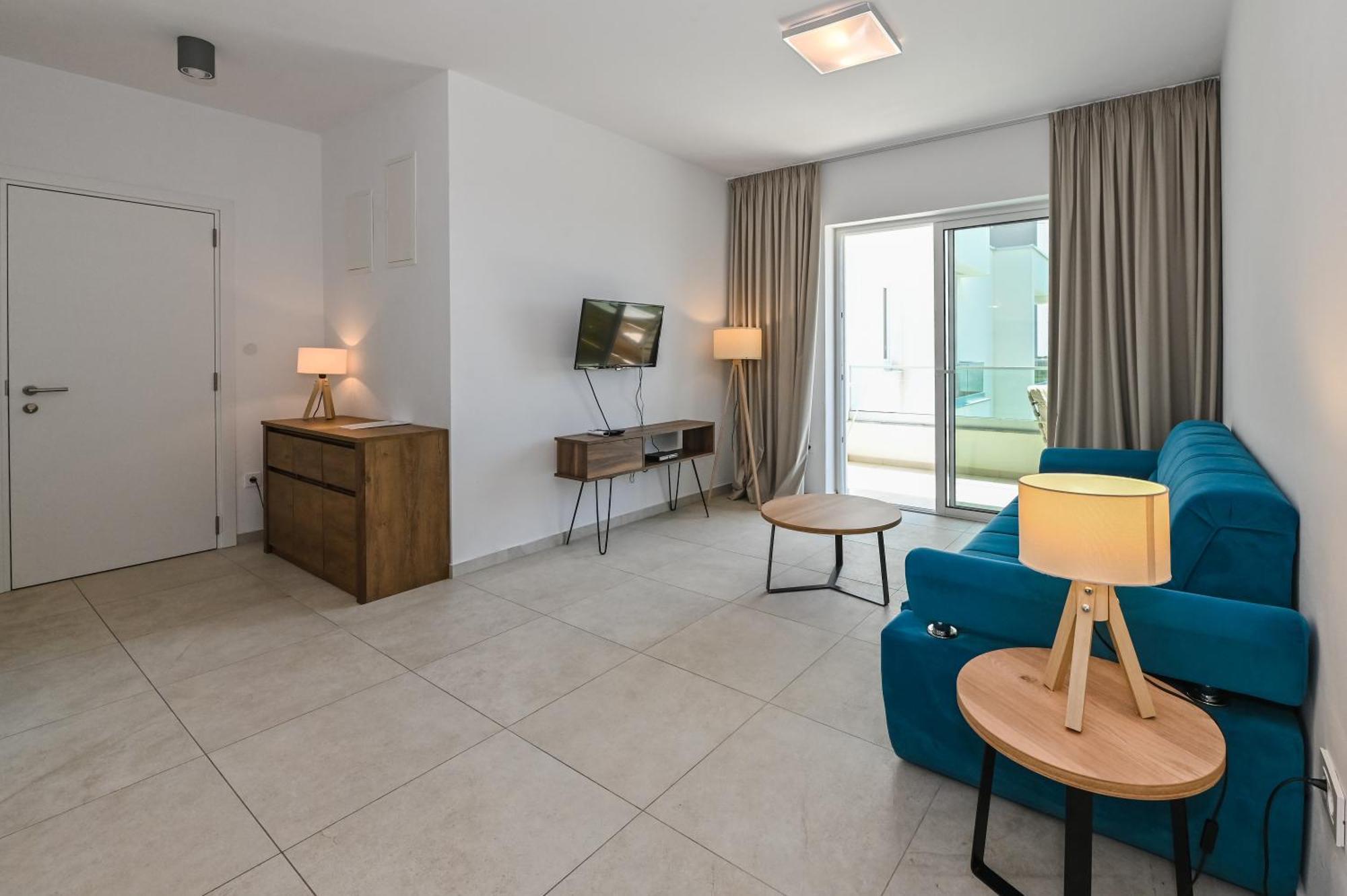 Villa Cala, Hotel Rooms&Apartments Новаля Екстериор снимка