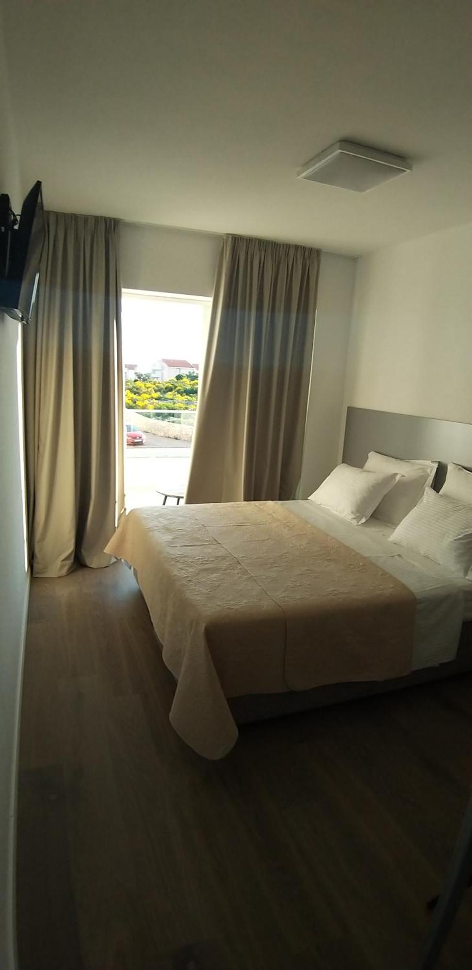 Villa Cala, Hotel Rooms&Apartments Новаля Стая снимка